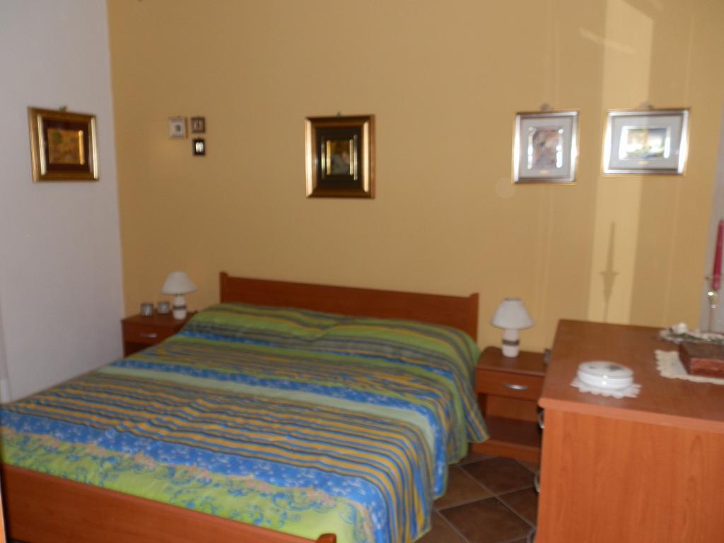 La Pietra Villa Chiaramonte Gulfi Room photo